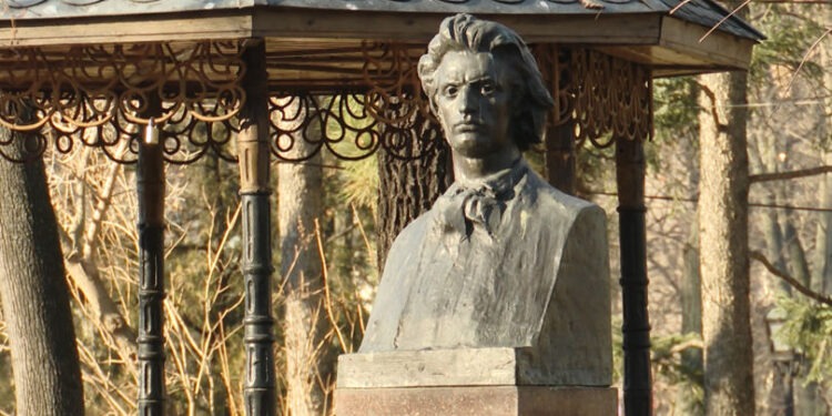 Mihai Eminescu, sărbătorit în 2025: Inițiative culturale dedicate marelui poet