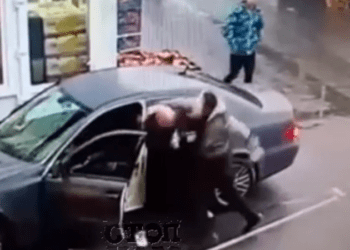 Șofer bătut de proprietarul gheretei după ce și-a parcat Mercedesul: Poliția l-a amendat, victima cere pedeapsă mai severă