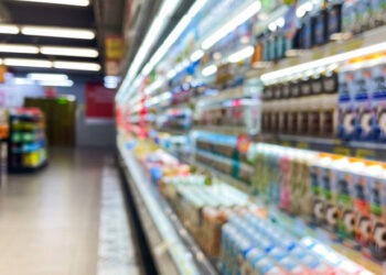 Coca-Cola retrage mai multe băuturi din magazinele din Europa din cauza conţinutului ridicat de clorat