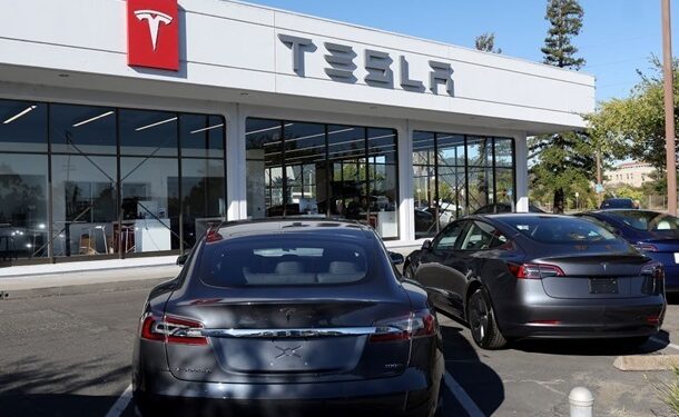 В Tesla впервые за девять лет заявили о падении продаж