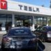 В Tesla впервые за девять лет заявили о падении продаж