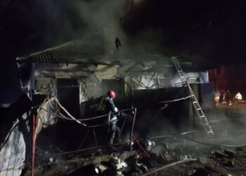 В пожаре в Бельцах погиб мужчина, а трое других были доставлены в больницу