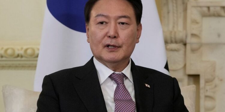 Президента Южной Кореи перевели в одиночную камеру