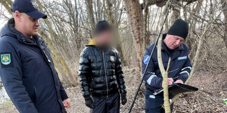 Razie pe malul Nistrului: Două persoane documentate pentru încălcarea regimului frontierei și pescuit ilegal