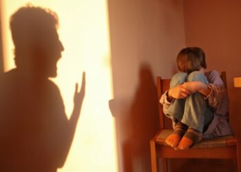 Învățătoare din Bălți, trimisă pe banca acuzaților pentru că a maltratat doi copii din clasele primare