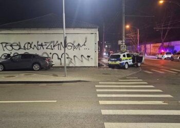 В Кишиневе произошло серьезное ДТП с участием машины полиции