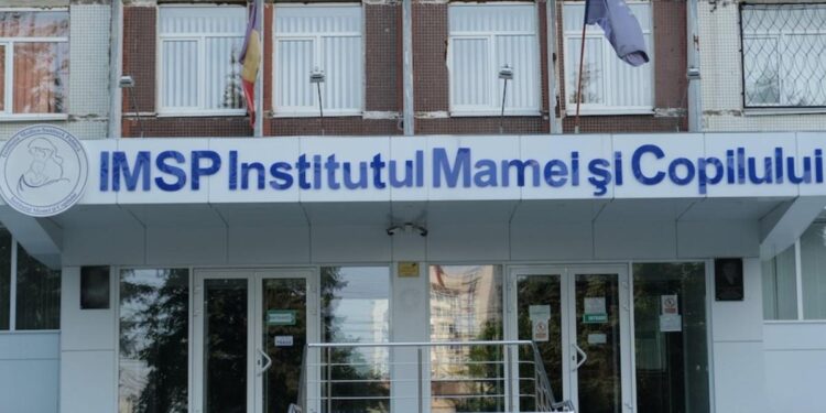 O fetiță s-a născut la IMC în noaptea de Revelion 2025