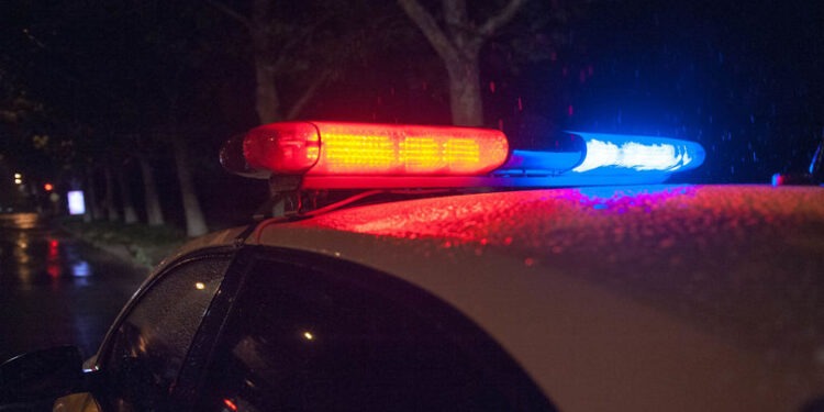 Conflict fatal într-o gospodărie din Coșnița: Un fost pușcăriaș a ucis un bărbat și a rănit o femeie