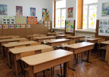 Школьники Молдовы возвращаются в школы 9 января после 15-дневных каникул