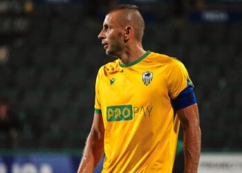 Cum și-a găsit căpitanul de la Zimbru iubirea pe Internet: Povestea lui Ștefan Burghiu