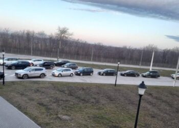 Aglomerare pe sensul de ieșire din Moldova: Poliția de Frontieră ia măsuri pentru fluidizarea traficului