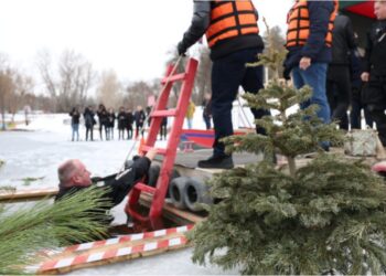 Cu ocazia Bobotezei, specialiștii oferă o serie de recomandări pentru cei care urmează tradiția scufundării