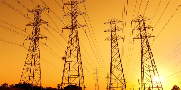 Energocom crește cantitatea de energie procurată, cu noi contracte și prețuri plafonate