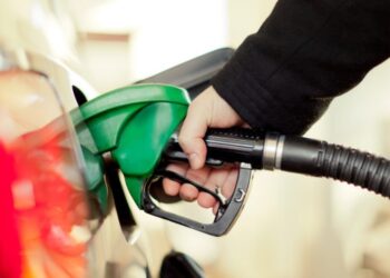 Nu-i surpriză. Carburanții se scumpesc și în weekend