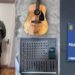Poate voia să devină artist? Un bărbat a furat dintr-un depozit din Chișinău instrumente muzicale