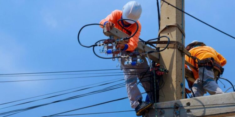 Lista localităților unde vor avea loc deconectări programate de lumină