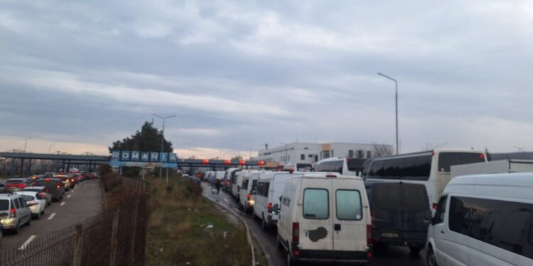 КПП «Леушены», «Скуляны» и «Крива» перегружены: альтернативный маршрут