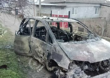 В Спее сгорел гараж вместе с автомобилем