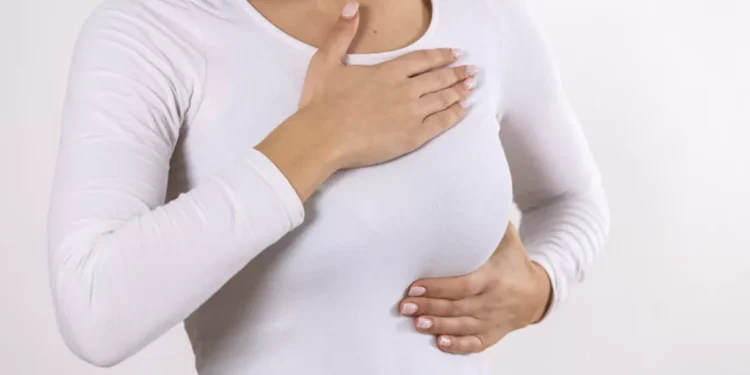 Молодые женщины стали чаще болеть раком груди, выяснили ученые