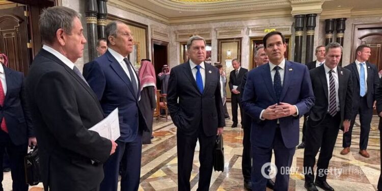 В Стамбуле проходят переговоры России и США