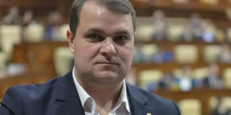 «Почему в учебниках истории фашистская идеология преподносится, как «спорный вопрос»? Нестеровский потребовал заслушать министра образования