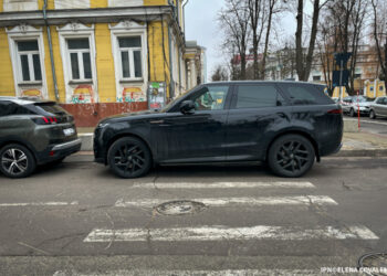 Неправильно припаркованные автомобили будут эвакуированы только в том случае, если они создают пробки