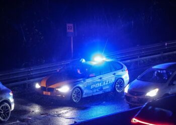 В Италии перевернулся грузовик, управляемый молдаванином. Водитель доставлен в больницу