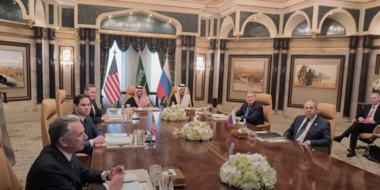 В Эр-Рияде проходят переговоры США и России