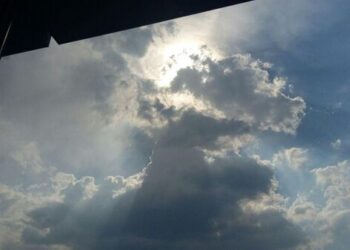 Vreme înnorată și temperaturi moderate în Moldova