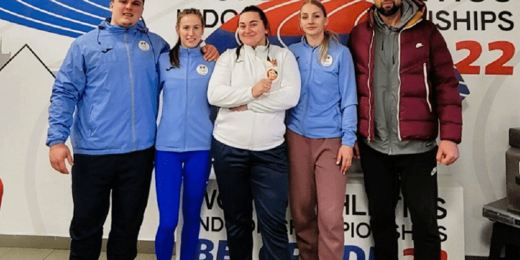 Dimitriana Bezede câștigă aurul la Campionatul Balcanic în sală