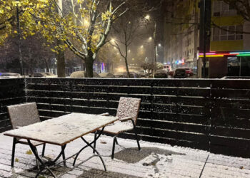 Vremea în Chișinău: De la ninsoare ușoară la cer senin