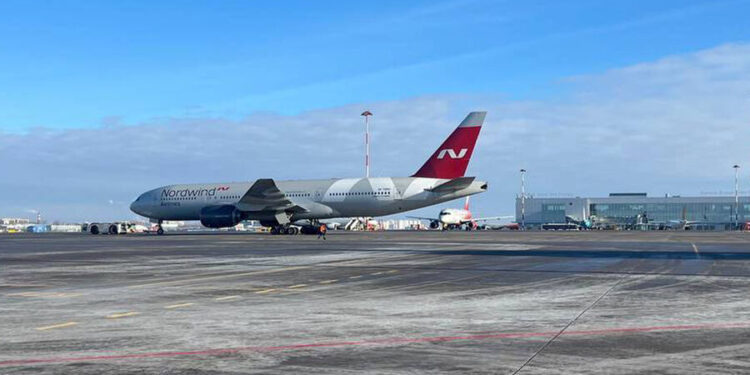 Очень грохотало»: пассажир экстренно севшего в Пулково самолета рассказал о полете