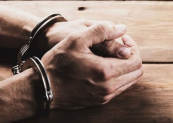 Doi bărbați, condamnați la 8 ani pentru violul unui tânăr cu dizabilități