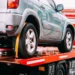 S-ar putea schimba regulile de evacuare a mașinilor parcate neregulamentar