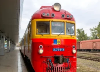 Prețul biletului pe ruta Chișinău-Ungheni a crescut semnificativ, dar angajații CFM nu și-au primit salariile din vara trecută