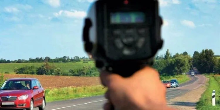 Poliția înregistrează mii de abateri rutiere în weekend