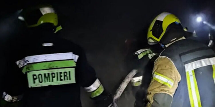 Trei bărbați au murit în urma unor incendii în diferite localități din Moldova