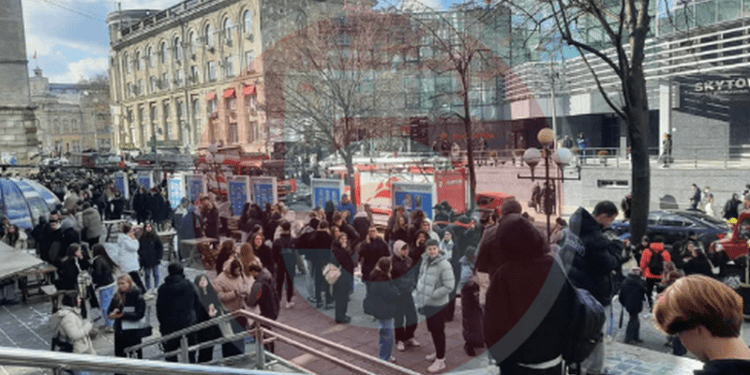 „Nivel sporit de intervenție” la ULIM: Un incendiu a izbucnit la patiseria din interiorul clădirii. Detalii de la IGSU