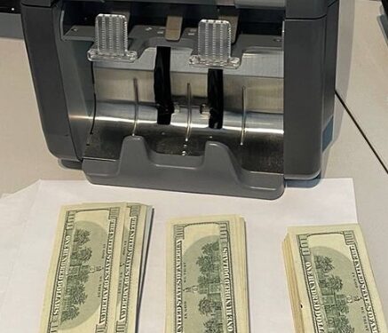 Tentative de scoatere ilegală a banilor descoperite la Aeroportul Chișinău