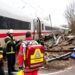Un mort şi 11 răniţi în urma coliziunii unui tren de mare viteză cu o semiremorcă lângă Hamburg