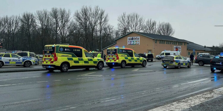 Schimb de focuri la o școală din Örebro: Cinci răniți, inclusiv polițiști