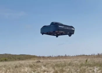 Mașina Zburătoare Alef: Concept Revoluționar cu Preț de 300.000 Dolari