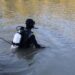 Un bărbat s-ar fi înecat într-un lac din orașul Bălți. Scafandrii continuă căutările