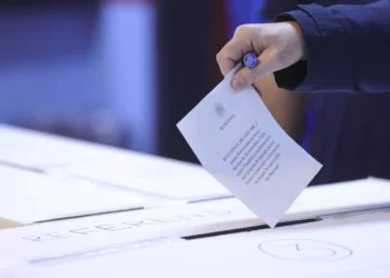 Sondaj CURS: Călin Georgescu, pe primul loc în preferințele bucureștenilor pentru alegerile prezidențiale