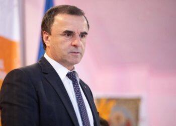 Василий Тарлев: МИД РМ должен дать разъяснения о том, что новый закон Украины о праве президента направлять подразделения ВСУ в другие государства не направлен против Молдовы