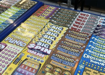 Бывший управляющий Центробанка Канады выиграл $17,4 млн в лотерею