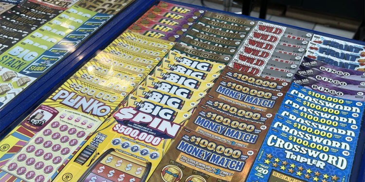 Бывший управляющий Центробанка Канады выиграл $17,4 млн в лотерею