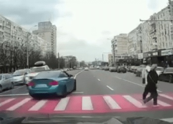 Рискованный заезд по Московскому проспекту: полиция установила личность нарушителя
