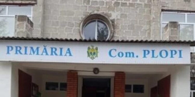 Создана онлайн-петиция для отмены решения о ликвидации гимназии в селе Плопь