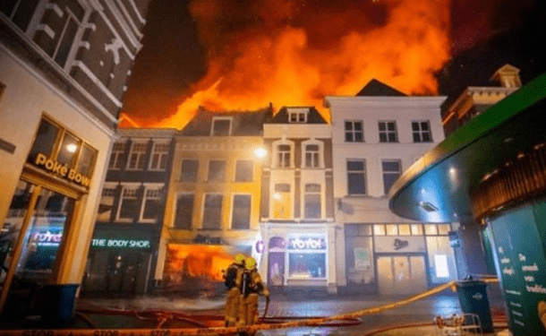 В Нидерландах разгорелся масштабный пожар